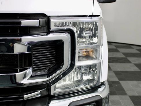 Used 2022 Ford F350 XLT w/ XLT Value Package image 3