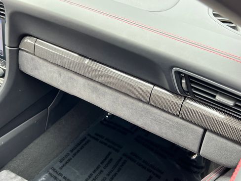 Used 2019 Porsche 911 Targa 4 GTS image 37