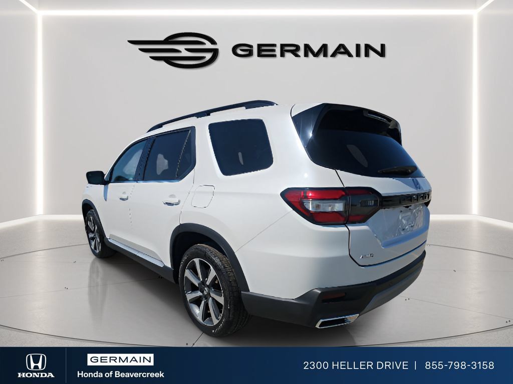 Used 2025 Honda Pilot Elite image 4