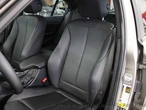 Used 2018 BMW 320i xDrive Sedan AWD/4WD image 10