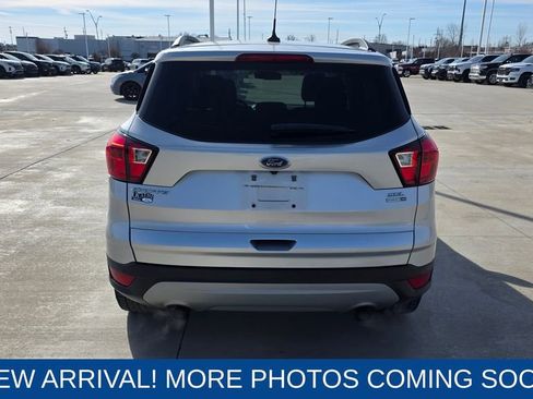 Used 2019 Ford Escape SEL image 4