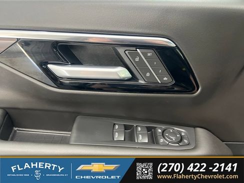 Used 2026 Chevrolet Tahoe LT w/ Comfort Package AWD/4WD image 22