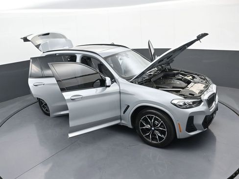 Used 2024 BMW X3 xDrive30i w/ Premium Package image 38