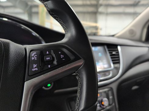 Used 2019 Buick Encore Preferred image 16