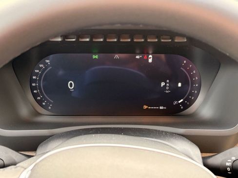 New 2026 Volvo XC90 B6 Plus image 18