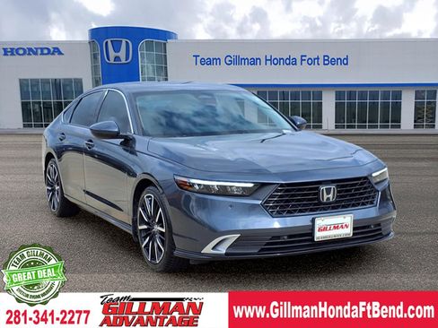 Used 2024 Honda Accord Touring image 1