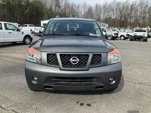 Used 2010 Nissan Armada SE image 2