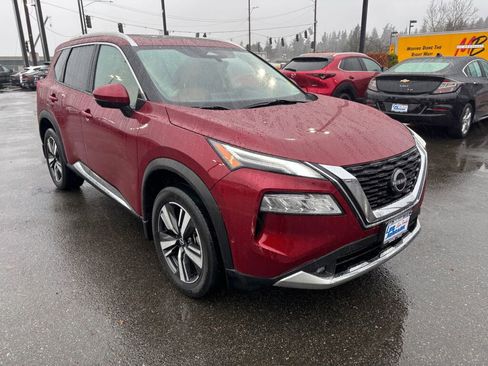 Used 2022 Nissan Rogue Platinum w/ Head-Up Display Package image 3