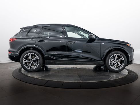 New 2027 Audi Q6 e-tron Premium Plus AWD/4WD image 3