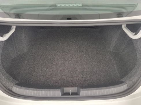 Used 2025 Volkswagen Jetta Sport FWD image 15