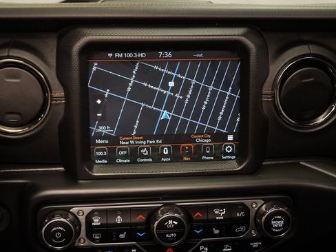 Certified 2022 Jeep Wrangler Unlimited Sahara image 35