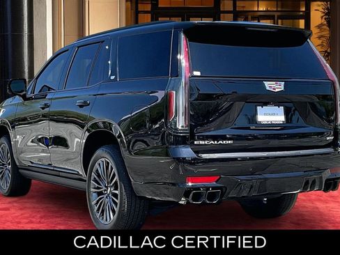 Used 2024 Cadillac Escalade V w/ Heavy-Duty Trailer Package AWD/4WD image 4