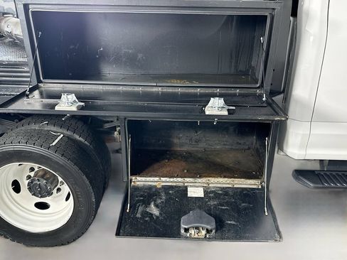 Used 2019 Ford F550 4x4 SuperCab Super Duty image 35