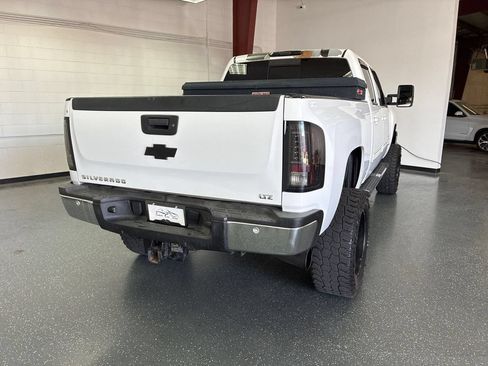 Used 2013 Chevrolet Silverado 2500 LTZ w/ LTZ Plus Package AWD/4WD image 4