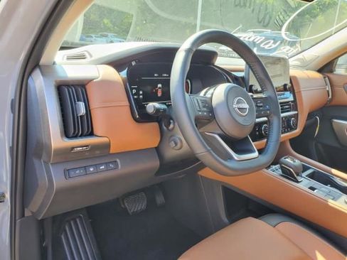 New 2025 Nissan Pathfinder Platinum w/ Cargo Package image 17