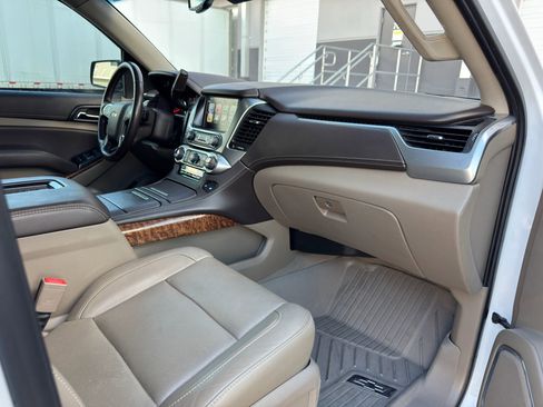 Used 2020 Chevrolet Suburban Premier w/ Max Trailering Package image 25