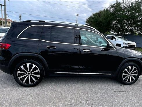 Used 2022 Mercedes-Benz GLB 250 image 4