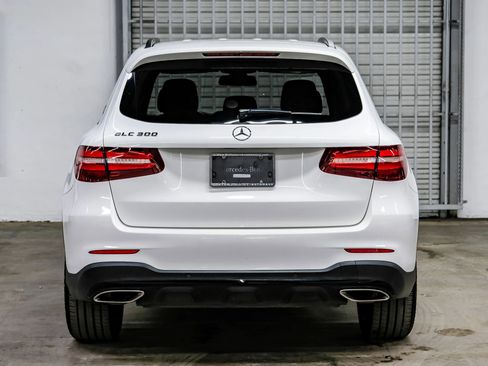 Used 2019 Mercedes-Benz GLC 300 image 10