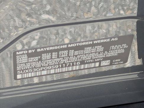 Used 2025 BMW X3 xDrive30i w/ Convenience Package image 17