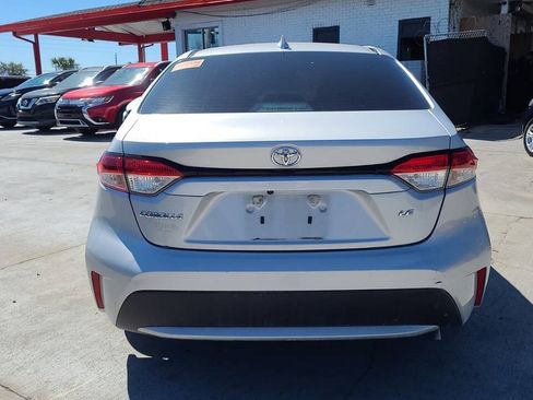 Used 2020 Toyota Corolla LE FWD image 9