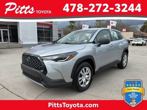 Certified 2025 Toyota Corolla Cross L FWD image 1