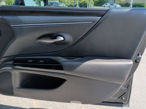 Used 2023 Lexus ES 350 w/ Premium Package FWD image 15