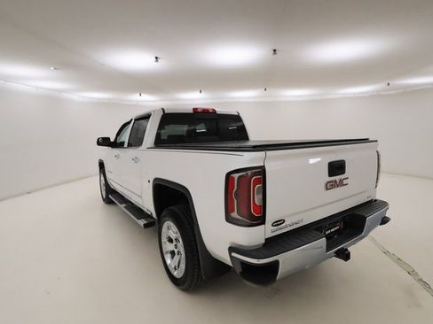 Used 2018 GMC Sierra 1500 SLT image 26