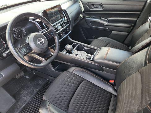 Used 2024 Nissan Pathfinder Rock Creek AWD/4WD image 14