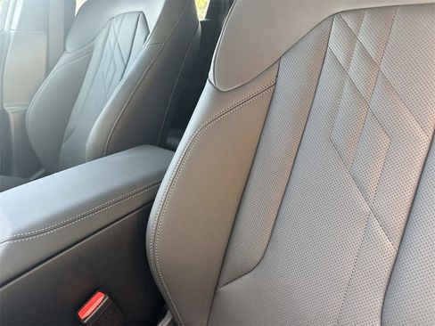 New 2026 BMW X3 xDrive30 w/ Premium Package image 18