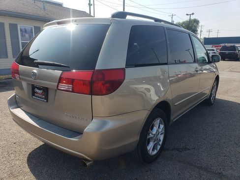Used 2004 Toyota Sienna XLE AWD/4WD image 7
