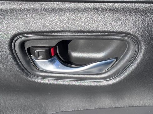 Certified 2025 Honda HR-V Sport image 20