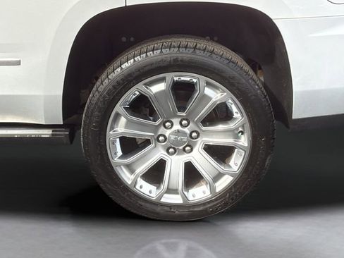 Used 2015 GMC Yukon Denali w/ Premium Package image 14