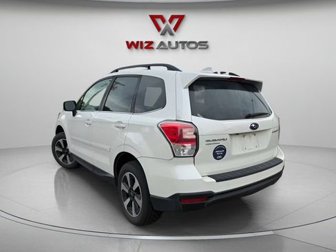 Used 2018 Subaru Forester 2.5i Limited AWD/4WD image 3