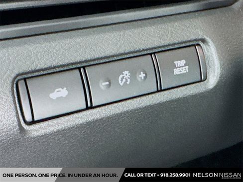 New 2025 Nissan Altima 2.5 SR image 10