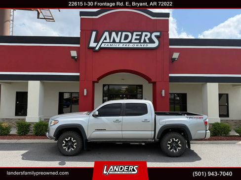 Used 2020 Toyota Tacoma TRD Off-Road image 1