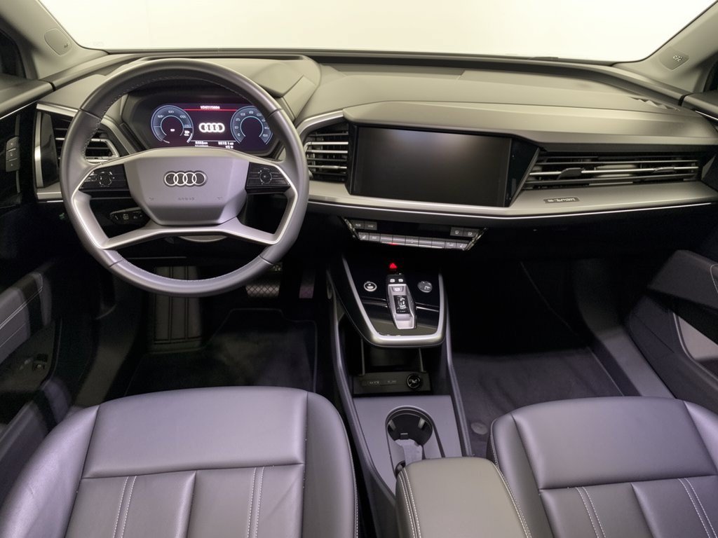 Used 2024 Audi Q4 e-tron Prestige AWD/4WD image 17