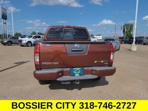 Used 2017 Nissan Frontier Desert Runner RWD image 8