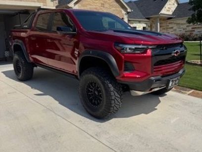 Used 2025 Chevrolet Colorado ZR2 w/ Midnight Edition