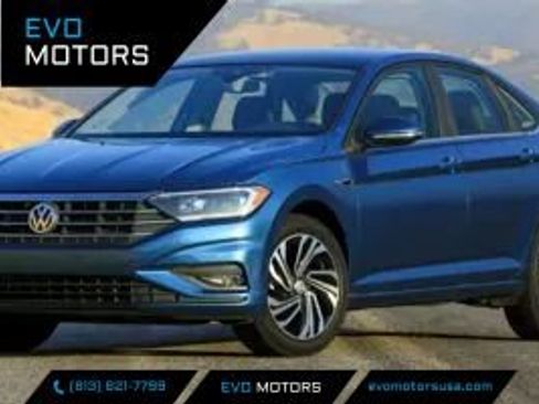 Used 2019 Volkswagen Jetta SE FWD image 1