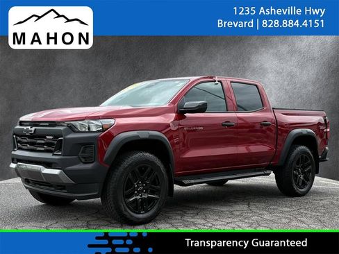 Used 2025 Chevrolet Colorado Trail Boss AWD/4WD image 1