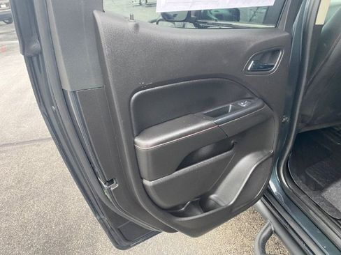 Used 2018 GMC Canyon All Terrain w/ All Terrain X Package AWD/4WD image 11