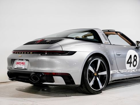 Used 2021 Porsche 911 Targa 4S Heritage Design image 48