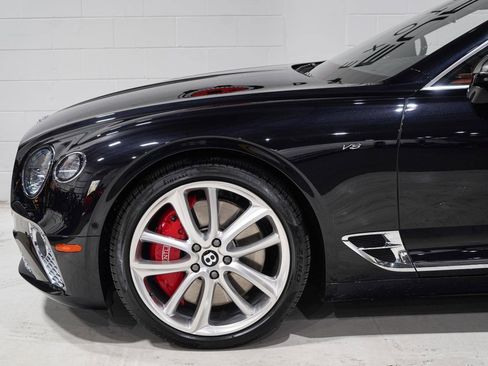Used 2022 Bentley Continental GT image 32