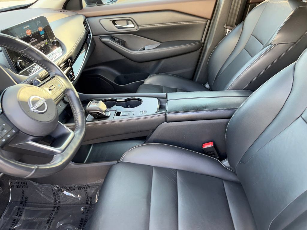 Certified 2023 Nissan Rogue SL w/ SL Premium Package FWD image 9