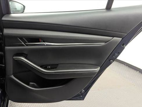 Used 2025 MAZDA MAZDA3 s FWD image 19