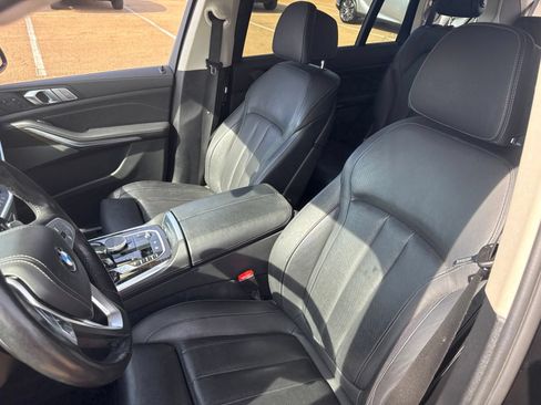Used 2021 BMW X7 xDrive40i w/ Premium Package AWD/4WD image 13