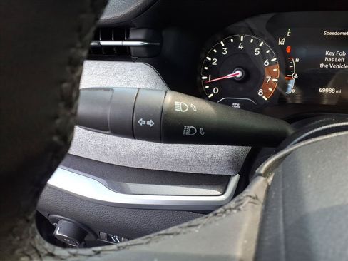 Used 2024 Jeep Compass Latitude AWD/4WD image 19