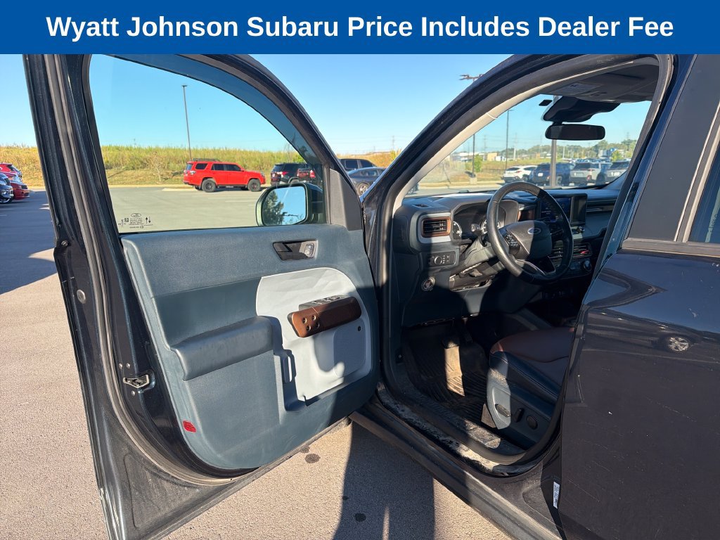 Used 2022 Ford Maverick Lariat w/ Lariat Luxury Package FWD image 19