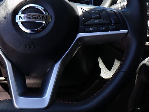 Used 2020 Nissan Kicks SR w/ SR Premium Package FWD image 52