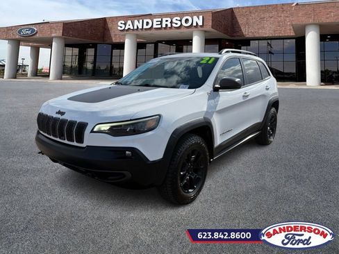 Used 2021 Jeep Cherokee Trailhawk w/ Sun, Sound & Nav Group image 7